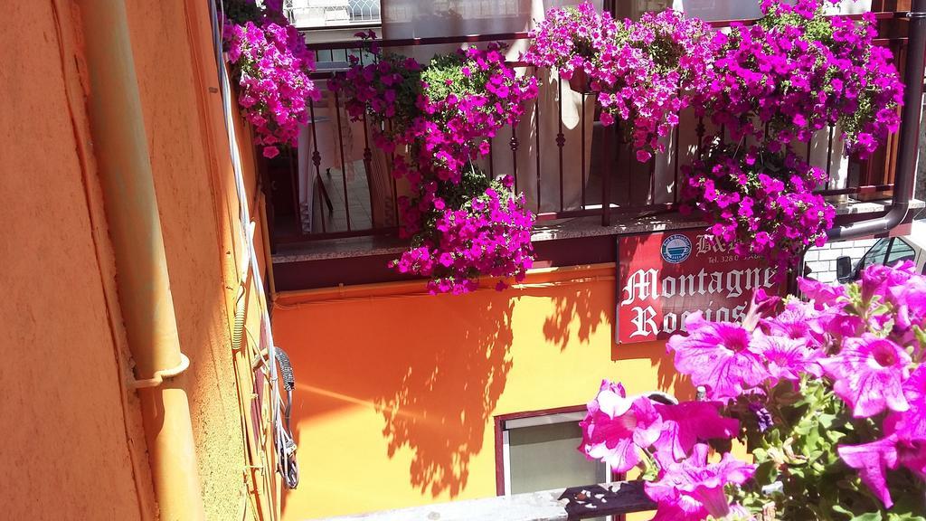 Montagne Rocciose Bed & Breakfast Frascineto Exterior photo